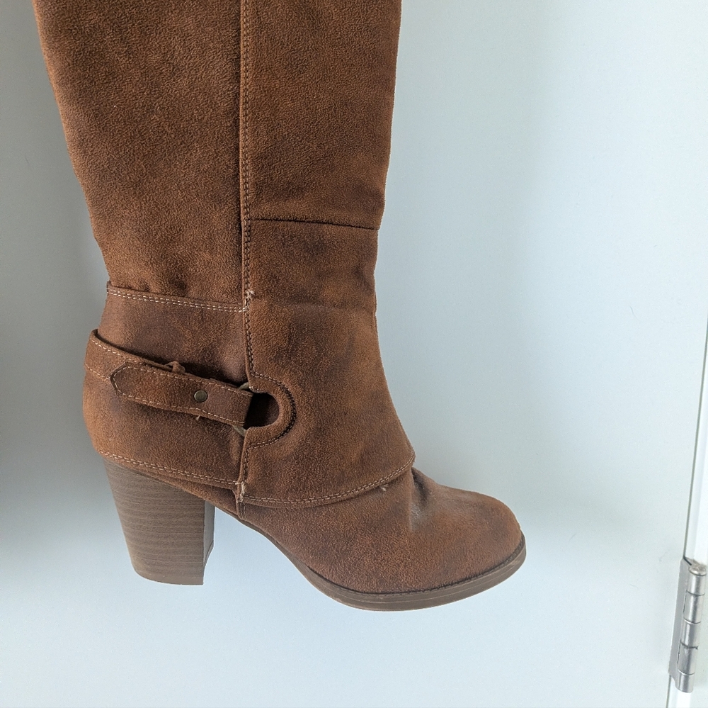 Mossimo Supply Co Women's Tan Knee-High Boots - Picture 7 of 8